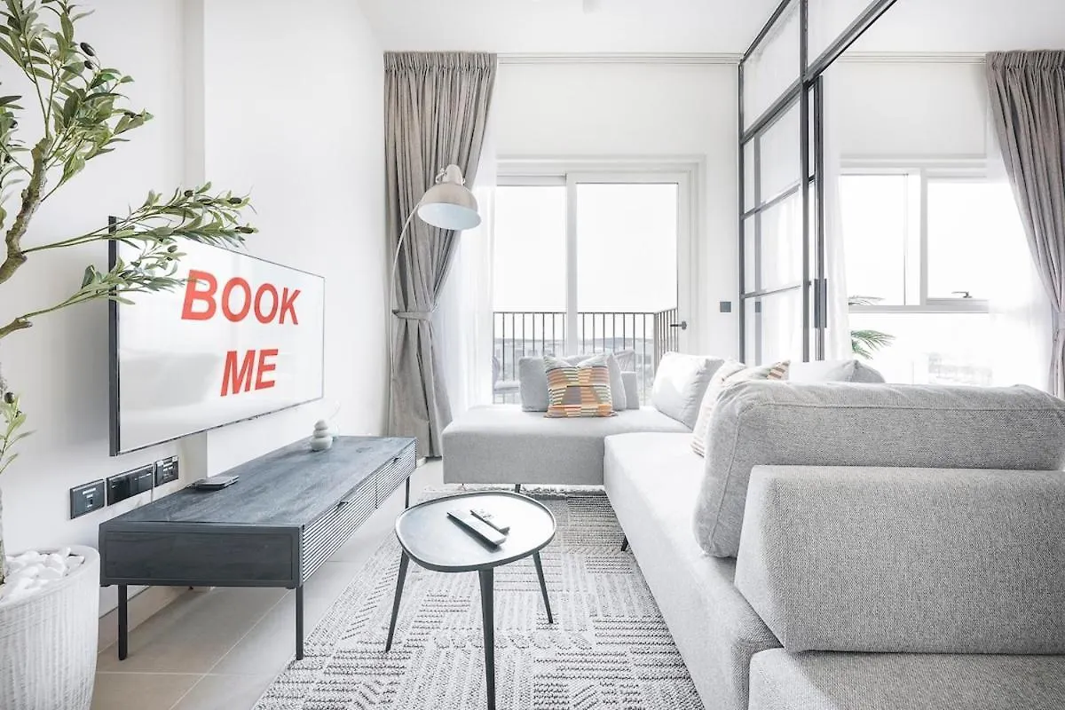 Soothing Studio Apartment In Collective Tower At Dubai Hills